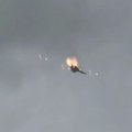 Udario u more i nestao u eksploziji Isplivao novi snimak pada Su-27 u Sevastopolju, postoje 2 verzije događaja (video)