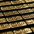 Rekordan rast zlata zbog nade u smanjenje stopa u SAD