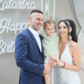 Srećna porodica konačno na okupu: Marko Gobeljić došao na rođendan Katarine Grujić - pozirali sa ćerkom Katjom…
