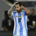 Sramota! Mesi i Argentinci u nehumanim uslovima! Igrali vaterpolo više nego fudbal, slike i snimci obilaze planetu! (foto…