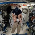 Astronaut pokazao šta može u svemiru i svi su ostali u čudu: Ono što je uradio nonšalantno nemoguće je uraditi na Zemlji…