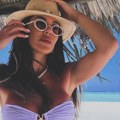 (Foto): Popularna pevačica (37) se baškari u Dubaiju, a sad objavila sliku zbog koje mreže gore: Dečka krila od svih, pa…