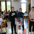 Zavidno znanje đaka petaka: U Despotovcu organizovan kviz "Šta znaš o crvenom krstu i ekologiji"