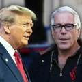 "Donald Tramp je u dokumentima pedofila Epstajna"! Mask nastavio da uništava predsednika SAD! Otvoreni rat nekadašnjih…