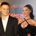 "Teodora Džehverović je dvojka" Relja bez dlake na jeziku prokomentarisao koleginicu: Super je pesma, ali spot...