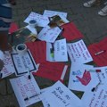 "Ne priznajemo njegova pomilovanja": Novosađani ostavili poruke sudijama i tužiocima