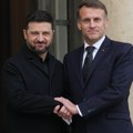 Zelenski u Parizu: Sastao se s Makronom u Jelisejskoj palati, ovo su ključne teme