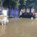 Haos u regionu Snažno nevreme koje ruši i potapa Italiju, Hrvatsku, BiH i Crnu Goru moglo bi da nas