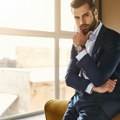 Istraživanje pokazalo: Zgodni muškarci više napreduju u karijeri od privlačnih žena
