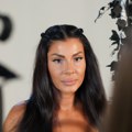 Mia Borisavljević iskeširala šokantnu sumu za jahtu i ostrvo Umalo doživela tragediju, isplivali stravični detalji