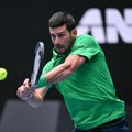 Đoković krenuo da pakuje kofere, pa ipak prošao dalje... Australijan open ne pamti ovako nešto - pogledajte najzanimljivije…