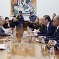 Вучић са Аненом: Немачке компаније су постале мотор наше економије