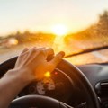Klima ili otvoreni prozori? Evo kada vozači troše više goriva