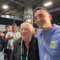 Novinar rekorder: Ima 91 godinu i prati svoj 18. Mundijal!