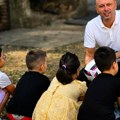 Predrag Stevović obišao osmu lokaciju: Iza „Kifle“ deca žele novo igralište