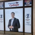 Kragujevac: Oštećen izlog novih prostorija SNS-a