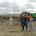 U toku uklanjanje divlje deponije u Petrovaradinu