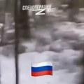 Šok scena na frontu za praznike! Rusi i Ukrajinci spustili oružje, naizmenično zazmenjuju stihove kaćuše (video)