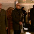 Hristos se rodi: Ministar Vučević prisustvovao Božićnoj liturgiji u manastiru u Kovilju
