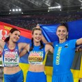 Aleksandar Vučić čestitao Angelini Topić na srebrnoj medalji