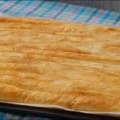 Vikend pita sa sirom