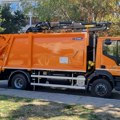 Za novo vozilo za pražnjenje podzemnih kontejnera 20,4 miliona, gradonačelnik Leskovca izneo zarade tima na projektu