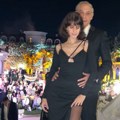 Naša glumica ljubi 32 godine starijeg poznatog kolegu, a sad objavila selfi iz porodičnog doma: Marija u miniću i majici, gole…