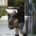 Engleska pod udarom oluje Kiran: Jaki vetrovi i poplave pogodili britanska ostrva (VIDEO, FOTO)