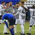 Mladost - Partizan: Crno-beli vode u Lučanima