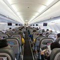 "Znam da ste umorni, ali nemojte": Stjuardesa objasnila zašto ne bi trebalo da spavate u avionu