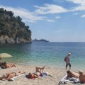 Ako letujete sa malom decom, ovo su najbolje destinacije u Grčkoj: Srbi otkrili gde su najbolje prošli u porodičnoj varijanti…