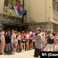 Protest ispred policijske stanice u Beogradu zbog privedenog studenta