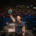EXIT zatvoren snažnom porukom Marka Louisa i hora studenata: „Upali vatru, budi baklja”