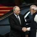 Zagrljaj Putina i Modija simbolizuje strateški savez Rusije i Indije