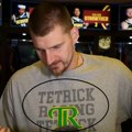 Jokić pred novinare izašao u posebnoj majici! Srbin još jednom dokazao da mu košarka nije omiljeni sport! Amerika bruji o…