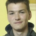 Od 30. juna gubi mu se svaki trag! Nestao Antonije (21) iz Kragujevca Porodica moli građane da pomognu u potrazi