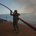 Grčki vatrogasci - leti heroji, zimi na birou