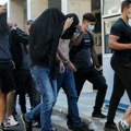 Novo saopštenje Grčke policije Nađeni krvavi delovi odeće i letva sa ekserima