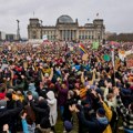 Veliki protest u Berlinu: Izašlo više od 150.000 ljudi, oglasio se i Šolc