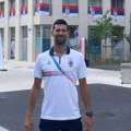 Nole "banuo" u Olimpijsko selo sa prijateljima, pa se fotkao i sa jednom od najlepših odbojkašica Srbije