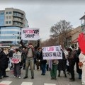 Novosadski studenti protestuju ispred suda: Podrška povređenoj studentkinji u Beogradu