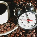 Prva jutarnja kafa smanjuje rizik od kardiovaskularnih bolesti, ali samo uz jedan uslov