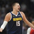 Nikola Jokić razbio telefon o zid kafane! Evo zbog čega najbolji srpski košarkaš doživeo emotivni slom u javnosti!
