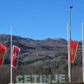 Zastave na pola koplja na Cetinju, obeležena godišnjica tragedije