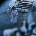 Kako Rusima ovo uspeva?! Fotografije bogojavljenskog kupanja na -37 stepeni oduzimaju dah