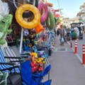 Suncobran za 15, kupaći kostim do 25 evra: Ovo su cene u Grčkoj za slučaj da ste zaboravili nešto za plažu