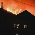 Vatrogasci brane kuće u Herceg Novom od požara, još jedna porodica evakuisana zbog opasnosti