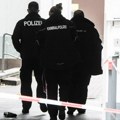 Drama u Nemačkoj: Napadač pretio pištoljem prolaznicima na autobuskoj stanici, policija ga uhapsila