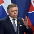 Ranjeni premijer Slovačke protiv vojne pomoći Ukrajini i članstva u NATO