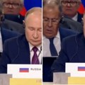 "Je**ni moron!" Lavrov psuje dok Putin sluša, snimak sa BRIKS-a usijao mreže (Video)